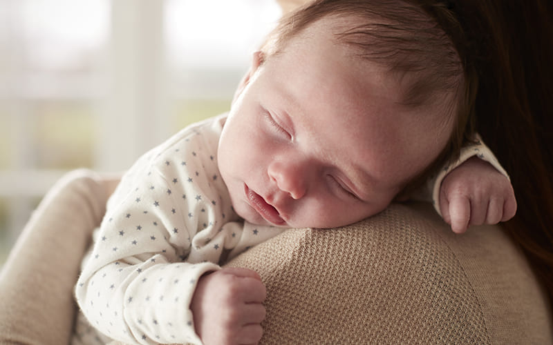Como fazer recém-nascido dormir